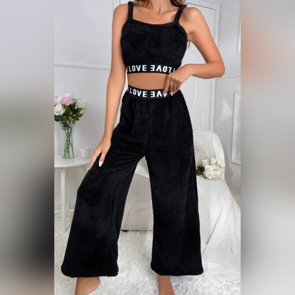 SHEIN Letter Graphic Flannel PJ Set Size M, UK 10 - Picture 5 of 12